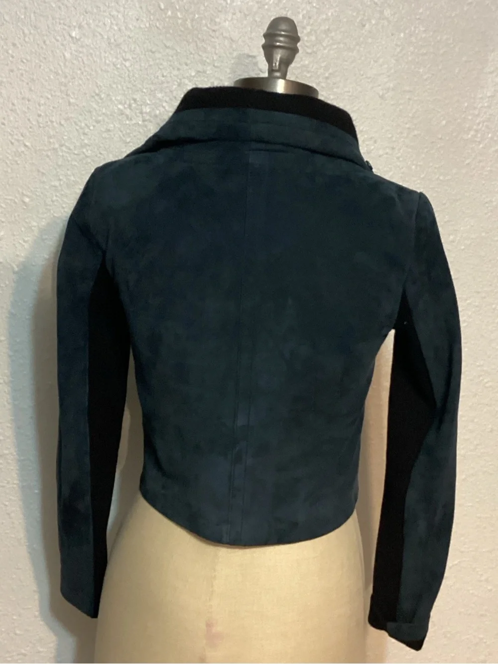 Yigal Azrouel Women’s lambskin Suede Asymmetrical Moto Jacket size 4 - Picture 6 of 7